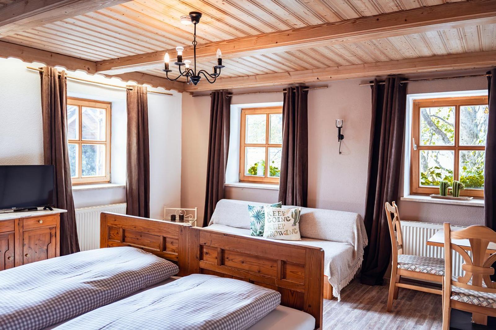 Landhotel Zum Matthiasl Bischofsreut Exterior foto